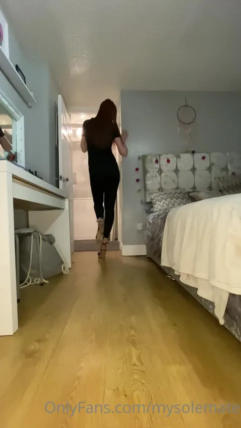 Tall Goddess Jade - You Asked For More Giantess Content So Heres Me