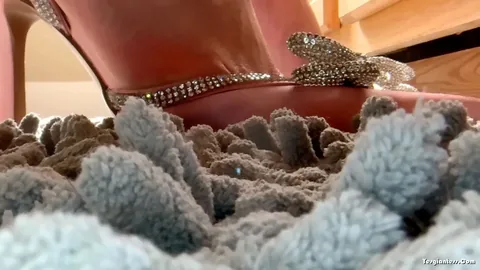 WorldUnseenFilms - Lost in the Rug Series Pretty in Pink