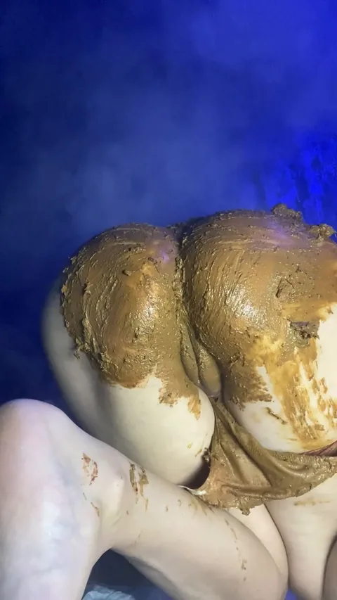 p00girl - Pour whipped cream my dirty ass