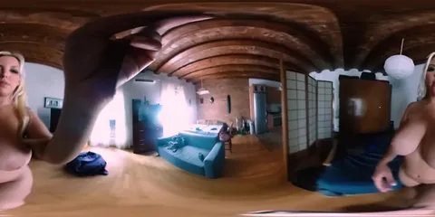 Rated Raw - Blondie Fesser Giantess pov vr