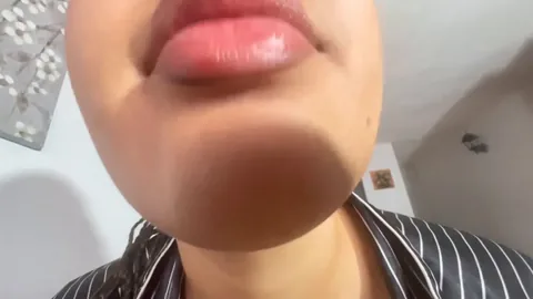 Colombianbigass - Giantess use tongue nd mouth 4 punish him after wrong gift
