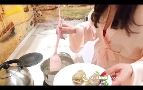 Scat Lina - Shitty dumplings
