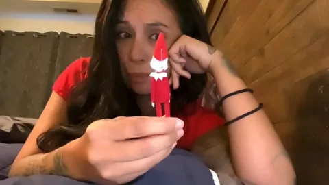 Drea xoxo - Spying Elf