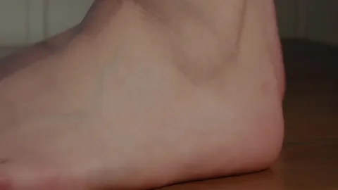 Giantess Alina - Ultra Micro squeeze VFX SFX