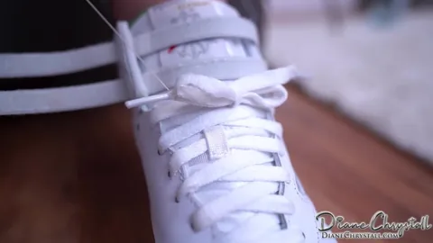 Diane Chrystall - Growing Out Of My Reebok