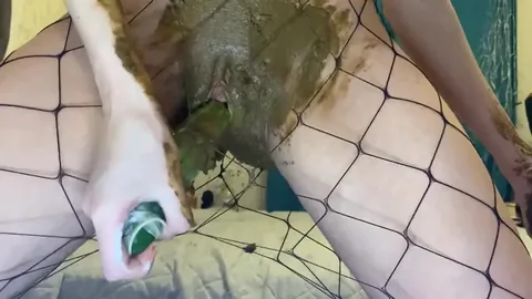 p00girl – cucumber fuck, poop, smear, ate a dirty cucumber
