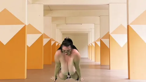 Cute Jayne - Giantess Shrinks her Clone