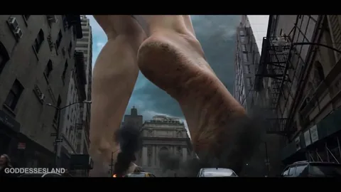 Goddesses Land - Giantess ThatyFeet