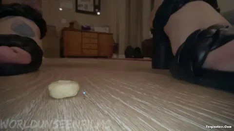 WorldUnseenFilms - Cheerio on the Floor