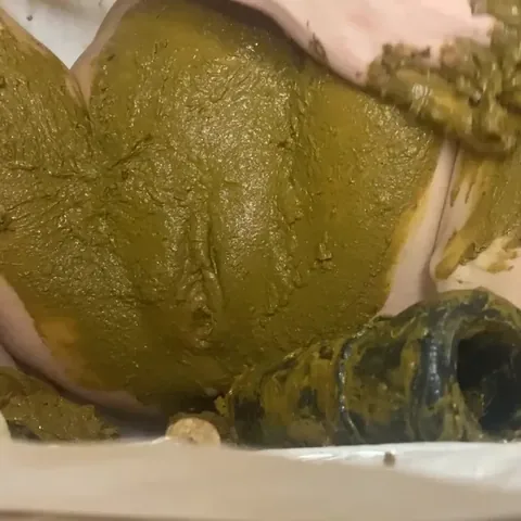 Hide Shit In Pussy