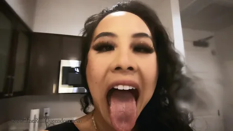 The Queendom - You Dont Matter