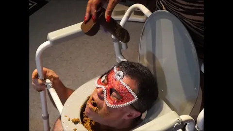 Toilet Boy - Fboom - cherryrozaybbw