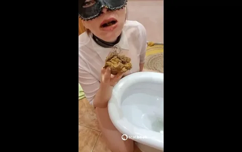 Scat Lina - I am my Masters living toilet