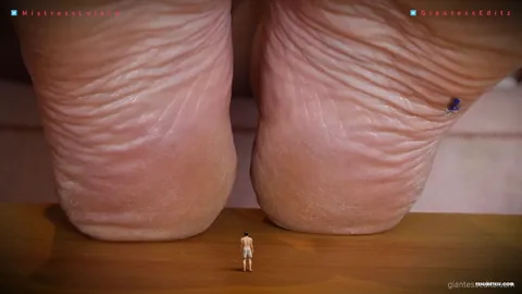 Giantess EditZ - Giantess Lola Giant Stepmom Pt.1