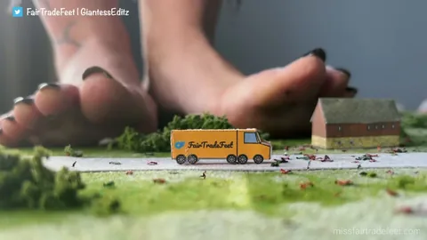 Miss FairTrade Feet - Giantess Fairtrade The City Of Fairtrade Part 1