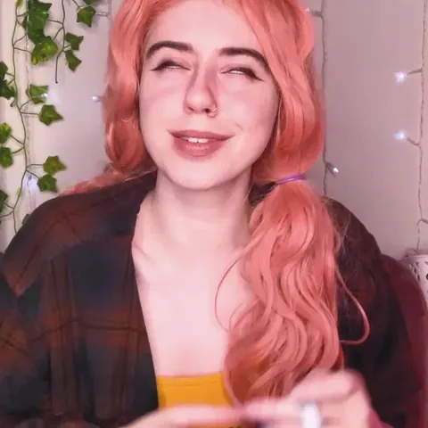 Goddess Lola Fawn