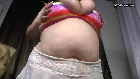 hugeboobswife - Giant BBW Mom Looking for my tiny son