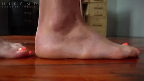 Nikemd - Giantess Sunday The Break Up