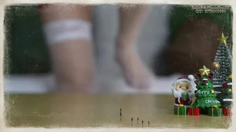 Jamie Feet - Christmas Present