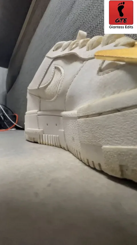 Giantess EditZ - Exploring Her Shoes Pov,Audio Sfx