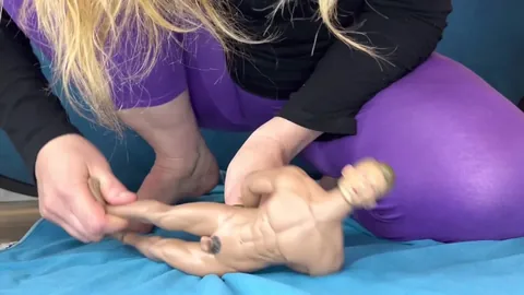 Brianna Kelly - Giantess Caught A Rodent Man