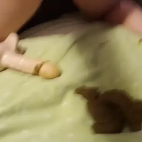 14 November 2022 Nerdy Faery Bed Poop And Shitty Dildo Ass Fuck