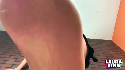 LauraKing - Giantess Makes you Lick her Big Feet