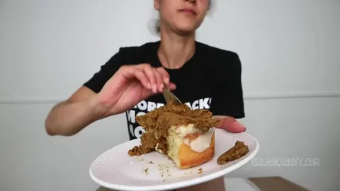 Ella Dearest - Scatbook VEGAN LEMON CAKE