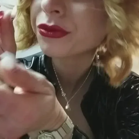 Moneygoddesss