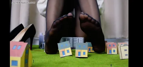 Jamie Feet - City Clear Up Plan