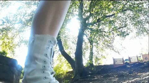 MicroDreams Studio - Giantess in the Ruins