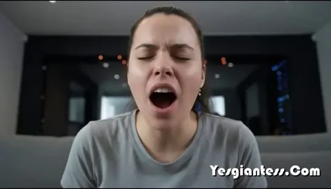 Arpasud - Dangers of worshipping a giantess feet xperiment