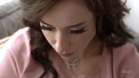 Bratty Foot Girls - Dont Meet Your Idols VFX Vore Film