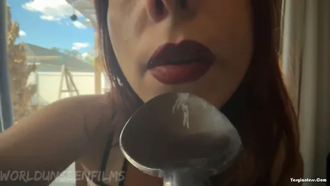 WorldUnseenFilms - Scarletts Little Meal