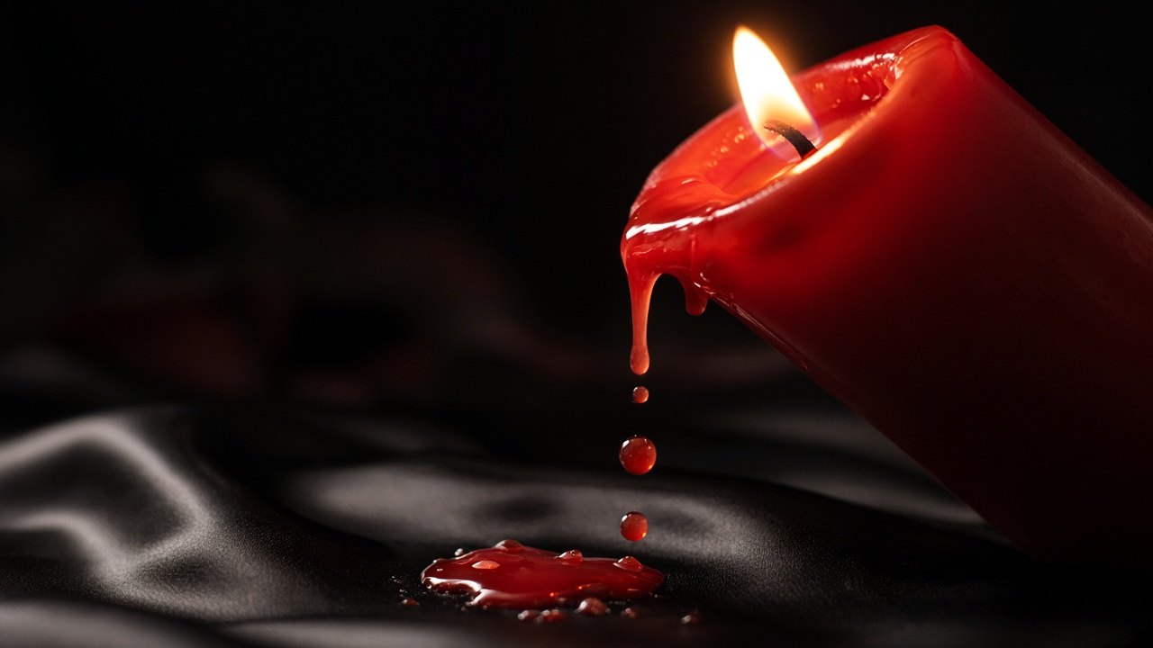 Wax Play: Candles, Temperatures and Safety Rules